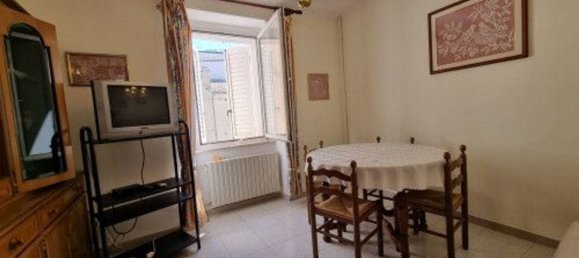 10-Zimmer Doppelhaus in San Pietro Avellana, Italy, Nr. 237996 13
