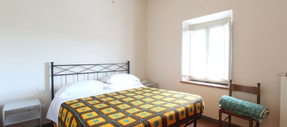 4 rooms House in Lamporecchio, Italy No. 284232 12