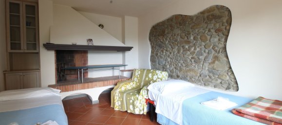 4 rooms House in Lamporecchio, Italy No. 284232 9