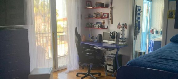 3-salle Appartement à Nettuno, Italy No. 307879 12