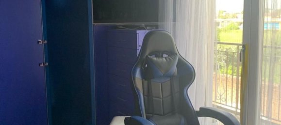 3-salle Appartement à Nettuno, Italy No. 307879 11