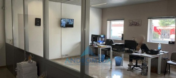 Almacén en Casandrino, Italy 700 m² No. 115455 3