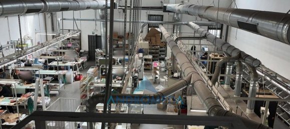 Almacén en Casandrino, Italy 700 m² No. 115455 7