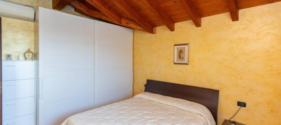 2 chambres Duplex à Vanzaghello, Italy No. 25169 17