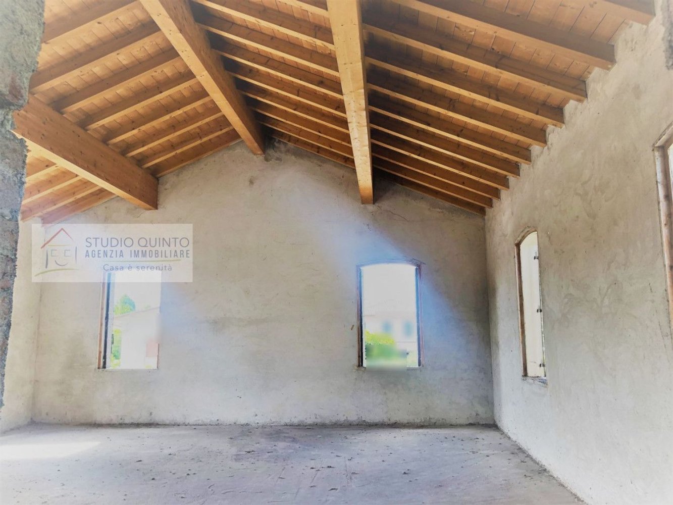  عقار تجاري في Quinto di Treviso, Italy 160متر مربع رقم 317671