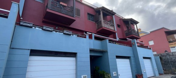 3 bedrooms House in La Palma, Spain No. 145812 2