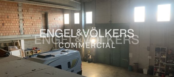 Armazém em Olgiate Comasco, Italy N.º 130008 2