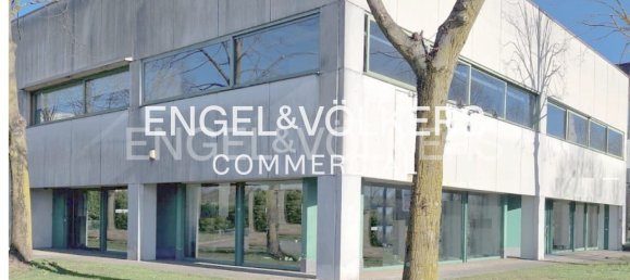 Armazém em Olgiate Comasco, Italy N.º 130008 7