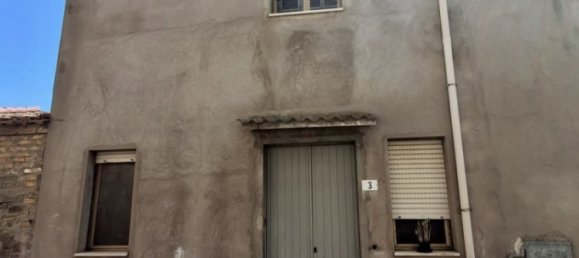 2 Schlafzimmer Haus in Petacciato, Italy, Nr. 329543 11