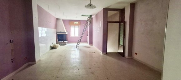 2 Schlafzimmer Haus in Petacciato, Italy, Nr. 329543 8