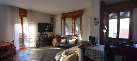 2 rooms Apartment in Piacenza, Italy No. 219150 2