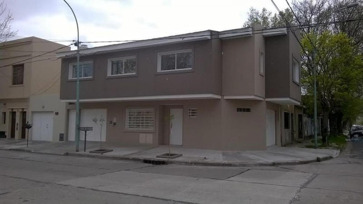 2 bedrooms House in Mar del Plata, Argentina No. 73918