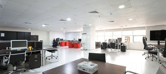 Oficina en Jumeirah Lake Towers, UAE 193.9 m² No. 64984 7