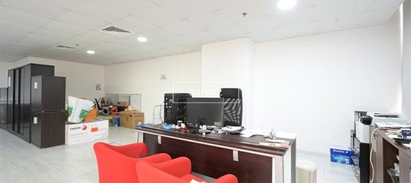 Oficina en Jumeirah Lake Towers, UAE 193.9 m² No. 64984 8