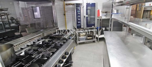 Кафе / ресторан 300м² в Сент-Джулианс, Мальта № 11957 6