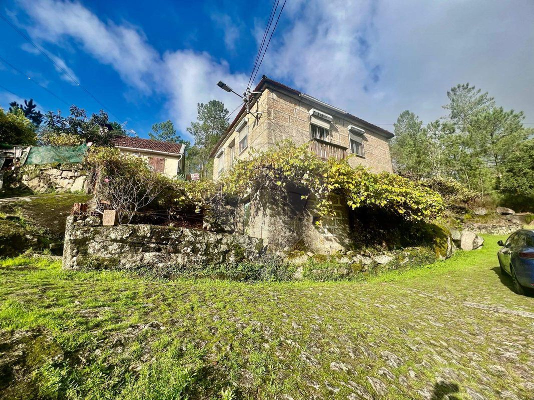 2 bedrooms House in Lindoso, Portugal No. 20061