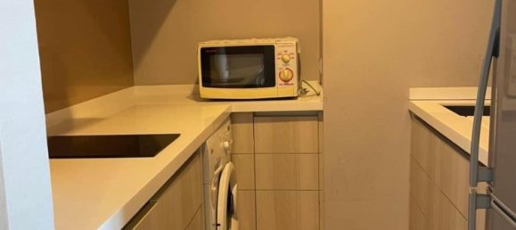 2 bedrooms Condo in Bangkok, Thailand No. 19243 3