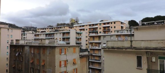 Apartamento de 2 habitaciónes en Genoa, Italy No. 41598 2
