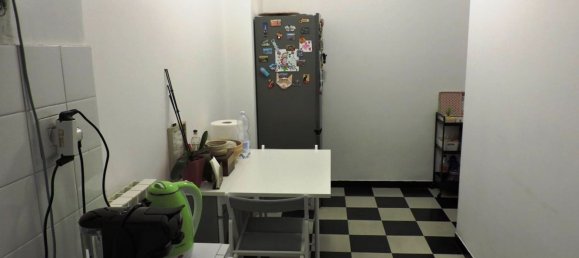 Apartamento de 2 habitaciónes en Genoa, Italy No. 41598 6