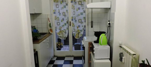 Apartamento de 2 habitaciónes en Genoa, Italy No. 41598 21