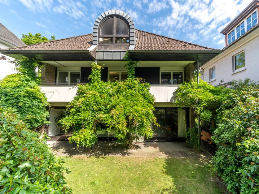 Здание с 5 спальнями в Ольденбург, Германия № 310396