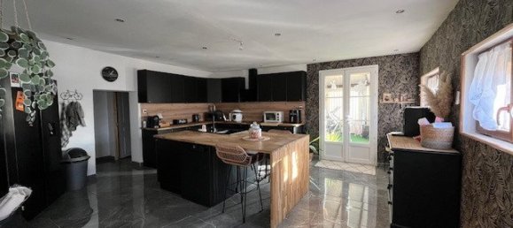 3 Schlafzimmer Haus in Chevennes, France, Nr. 156416 7