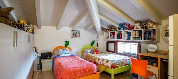 5-Zimmer Haus in Modena, Italy, Nr. 298842 16