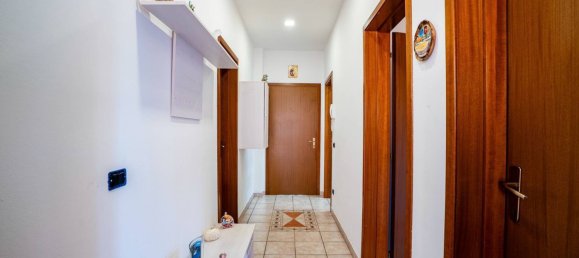 5-Zimmer Haus in Modena, Italy, Nr. 298842 28