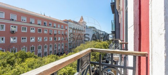 Квартира с 3 спальнями в Лиссабон, Португалия № 324217 17