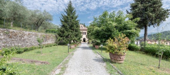 Вилла с 16 спальнями в Капаннори, Италия № 76762 11