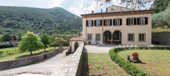 Вилла с 16 спальнями в Капаннори, Италия № 76762 4