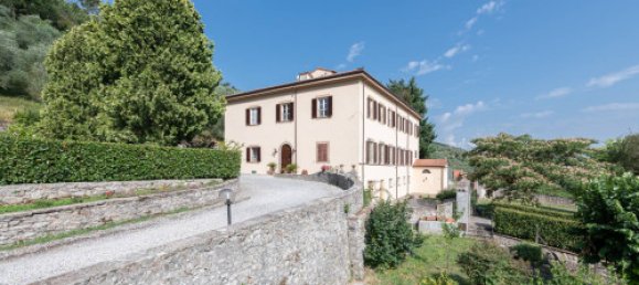 Вилла с 16 спальнями в Капаннори, Италия № 76762 6