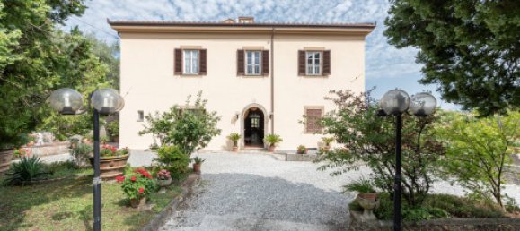 Вилла с 16 спальнями в Капаннори, Италия № 76762 7