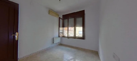 Apartamento T4 em L'Hospitalet de Llobregat, Spain N.º 32577 10
