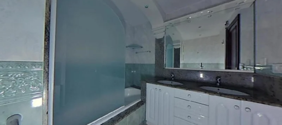 Apartamento T4 em L'Hospitalet de Llobregat, Spain N.º 32577 5