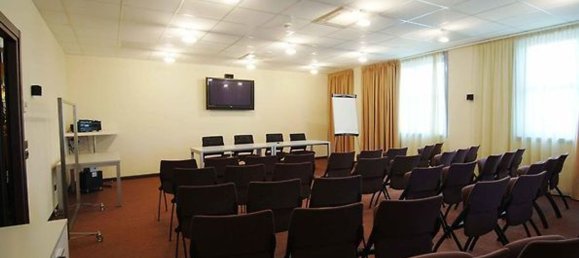 3000m² Building in Volpiano, Italy No. 208086 11