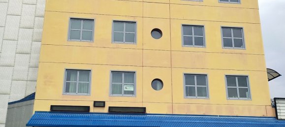 3000m² Building in Volpiano, Italy No. 208086 9