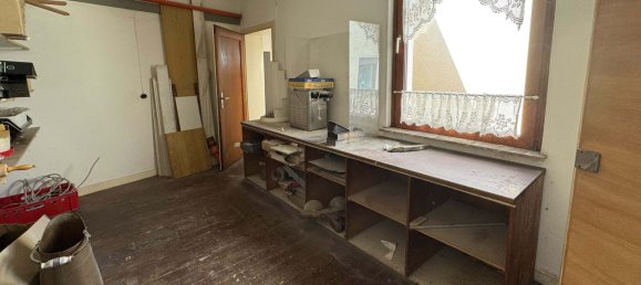 Здание с 13 комнатами в Веттерау, Германия № 233773 4