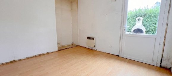 5 bedrooms House in Guerande, France No. 98213 10