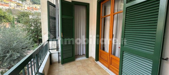 Квартира с 3 спальнями в Сарно, Италия № 170875 23