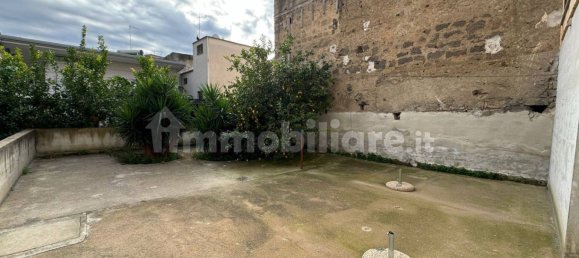 Квартира с 3 спальнями в Сарно, Италия № 170875 25