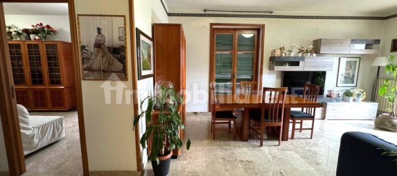 Квартира с 3 спальнями в Сарно, Италия № 170875 5