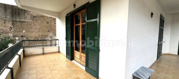 Квартира с 3 спальнями в Сарно, Италия № 170875 12