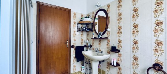 4 bedrooms Apartment in Oriolo Romano, Italy No. 344119 17