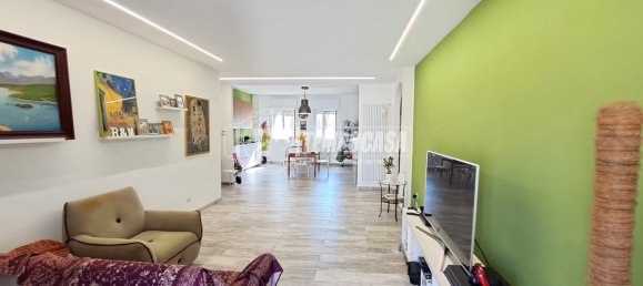 2 chambres Appartement à Adelfia, Italy No. 378202 2