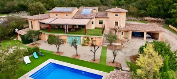 6 bedrooms Villa in Saint-Cezaire-sur-Siagne, France No. 326246 3