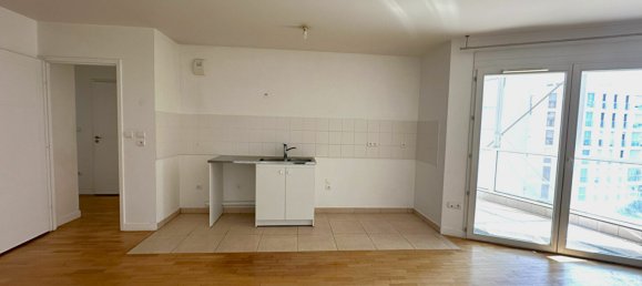 2 bedrooms Apartment in Issy-les-Moulineaux, France No. 347148 3