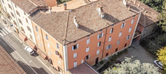 2 Schlafzimmer Wohnung in Bologna, Italy, Nr. 115084 11