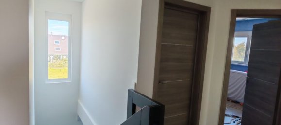 4 bedrooms House in Bisel, France No. 363851 14