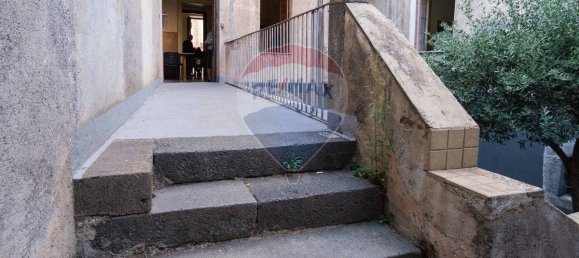 2 Schlafzimmer Haus in Bronte, Italy, Nr. 319032 14